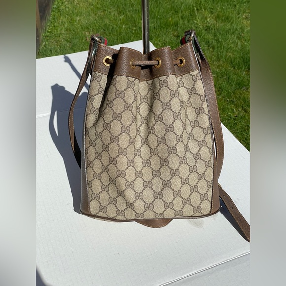 Gucci bucket bag - Picture 3 of 16